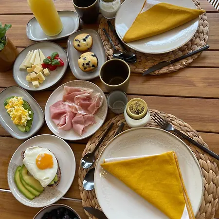 Le Pietrasantine - Garden B&B