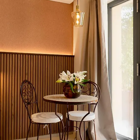 Le Pietrasantine - Garden 3*