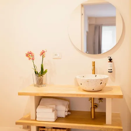 Le Pietrasantine - Garden B&B 피에트라산타